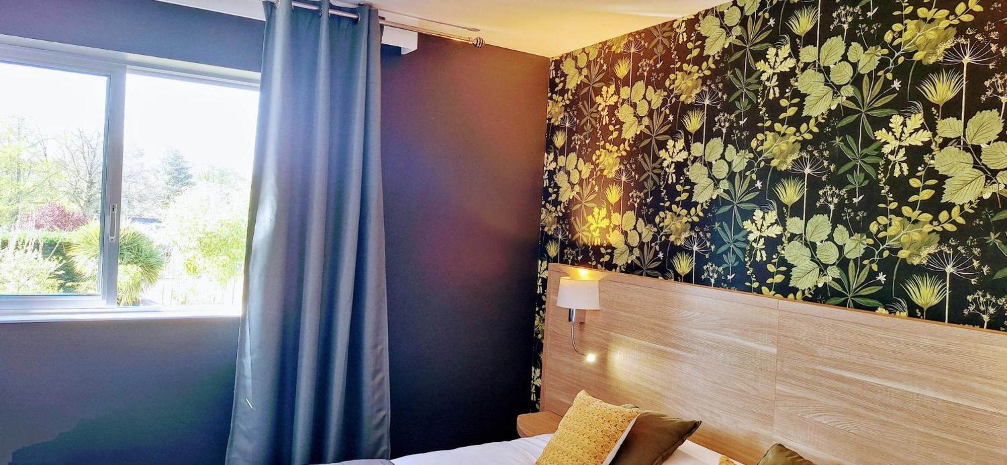 Brit Hotel Le Cygne Saint-Hilaire-du-Harcouët Dış mekan fotoğraf